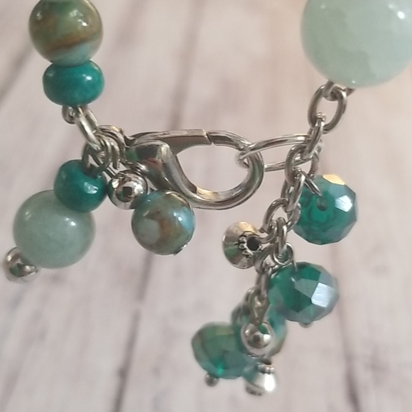 Cracked aqua, grey, green, silver beaded bracelet - Picture 8 of 8